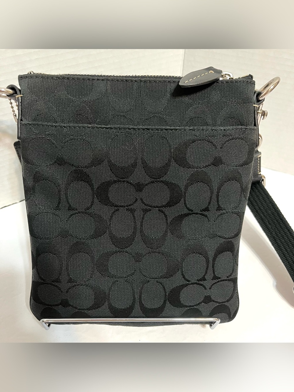 Coach Black Penelope Crossbody Signature Jacquard Canvas Swingpack - Picture 4 of 16
